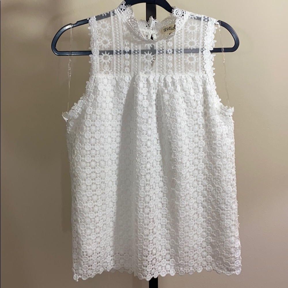 Listicle Lace Sleeveless Top